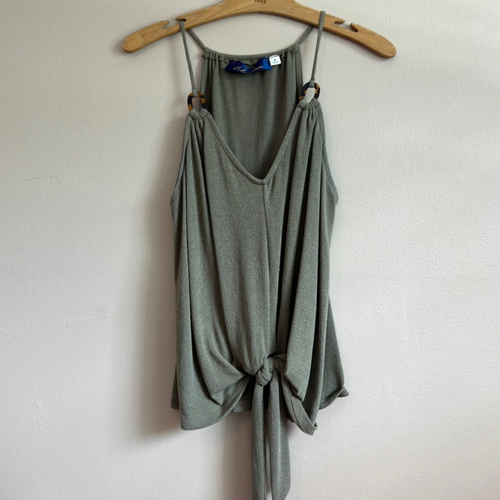 Blue Rain Green Tortoise Accent Top